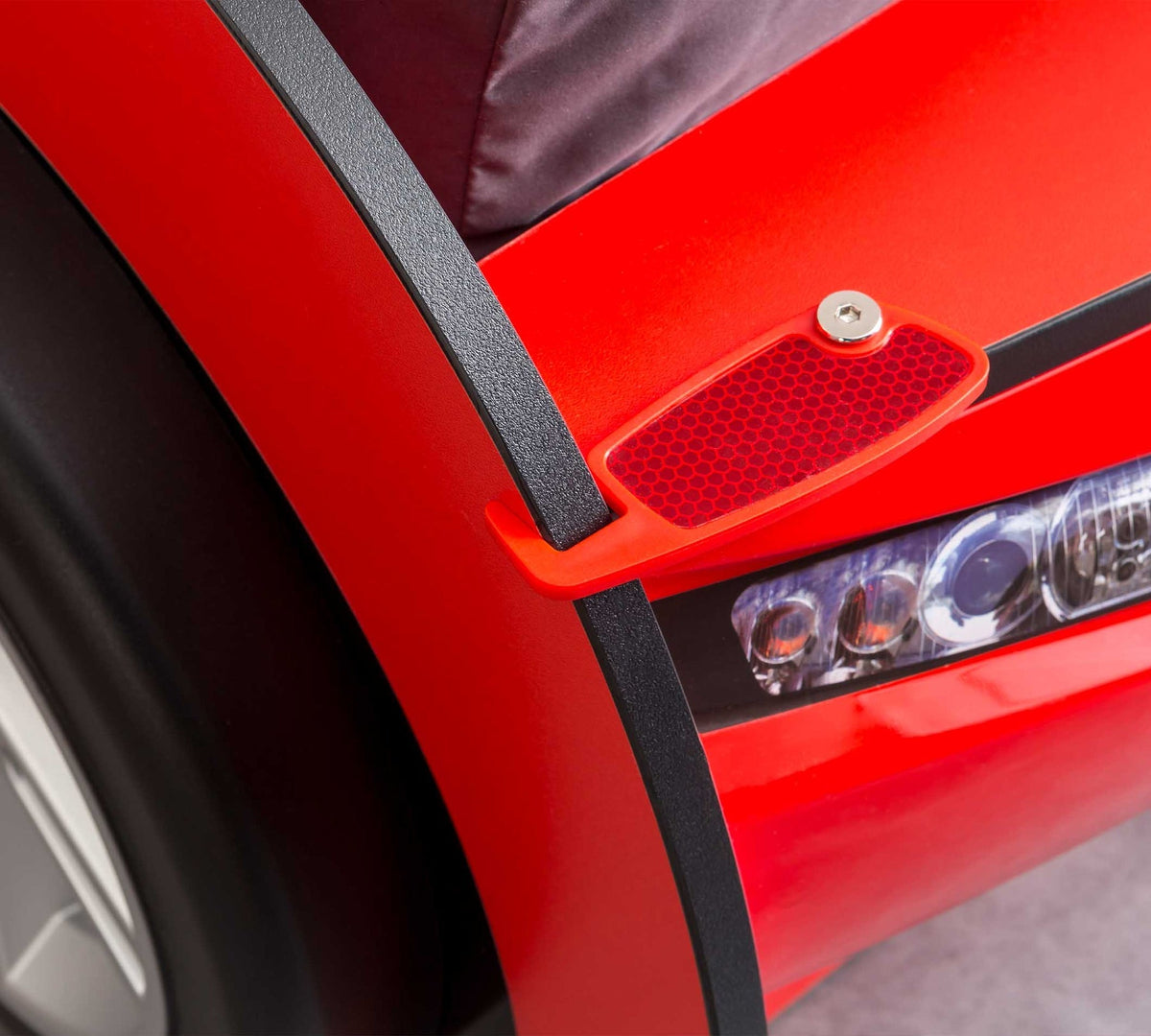 Letto a Macchina Racecup con Letto Estraibile