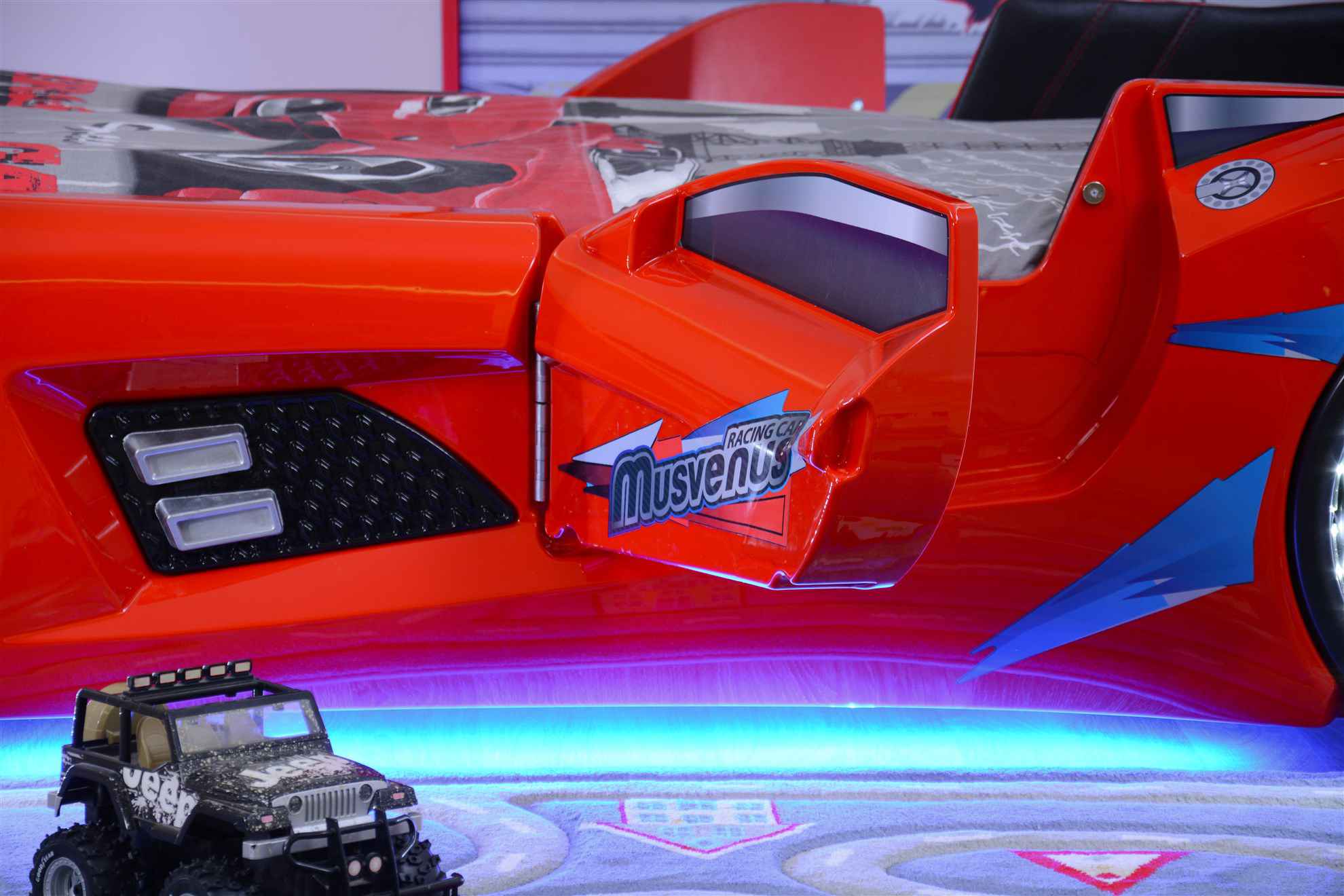 MVN 3 Letto Auto con LED e Suoni
