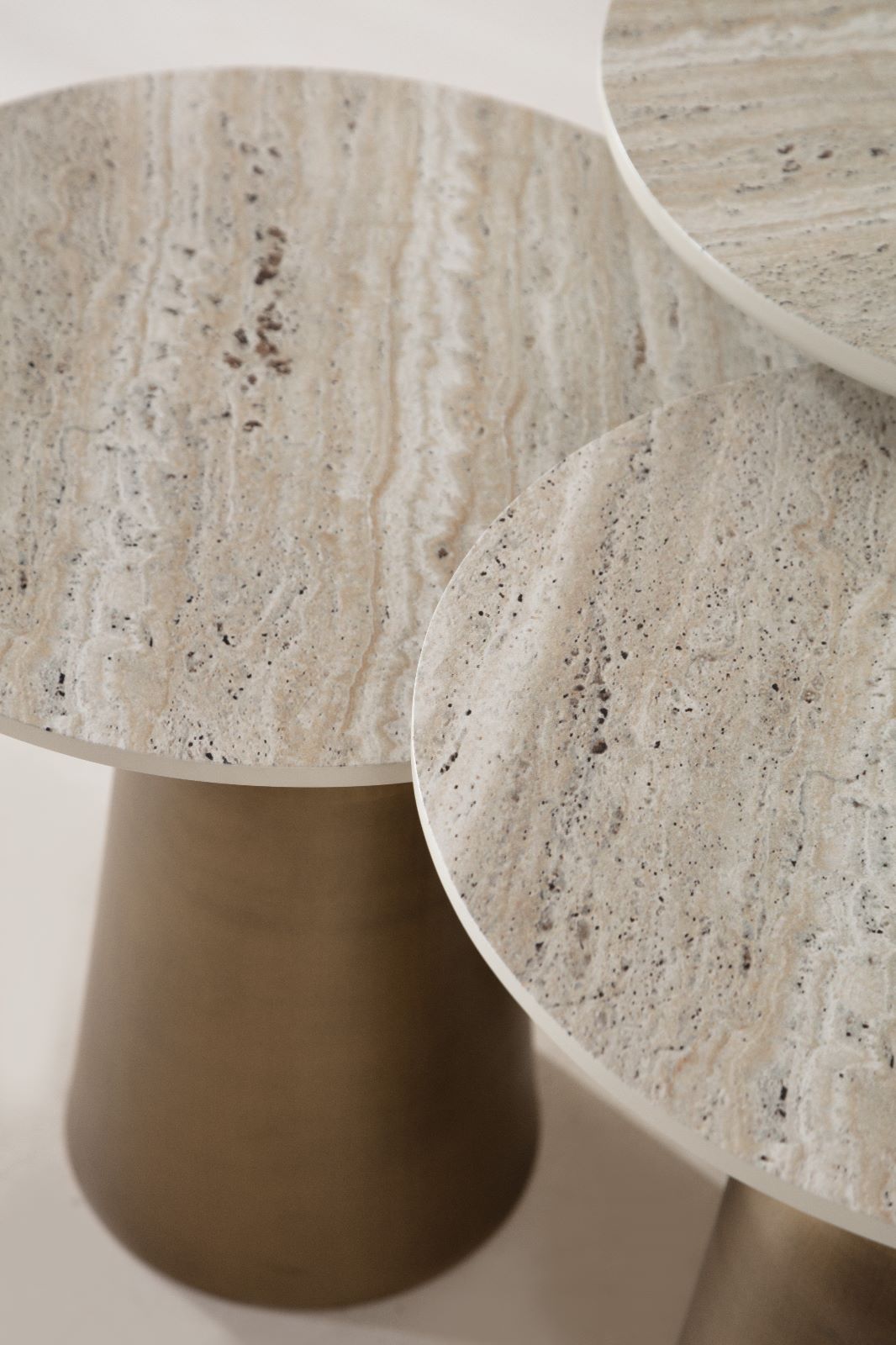 Set 3 tavolini a incastro Beige – Bianco